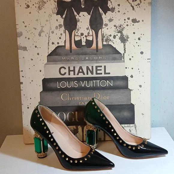 Emerald Gem Heels - Picture 1 of 8